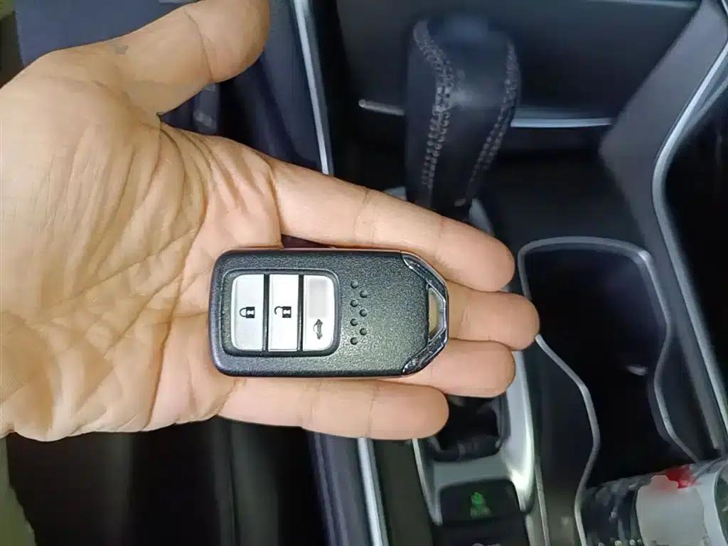 2022 Honda Accord 260TURBO Luxury Edition — миниатюра 11