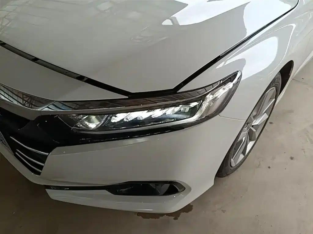 2022 Honda Accord 260TURBO Luxury Edition — миниатюра 24