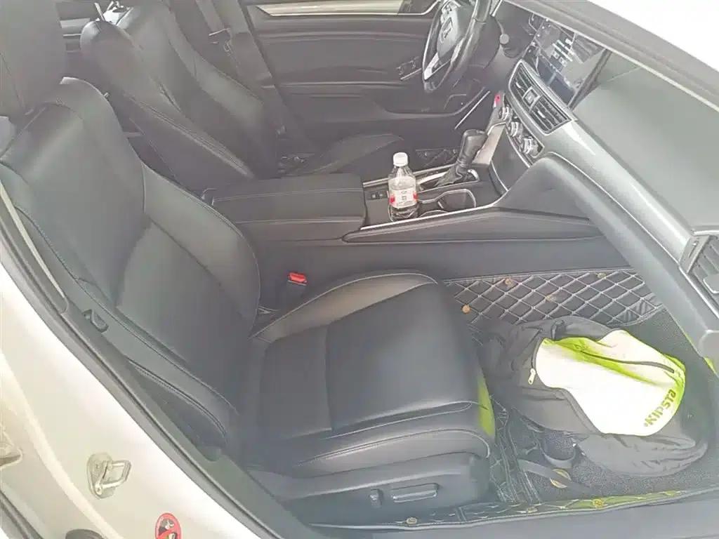 2022 Honda Accord 260TURBO Luxury Edition — миниатюра 25