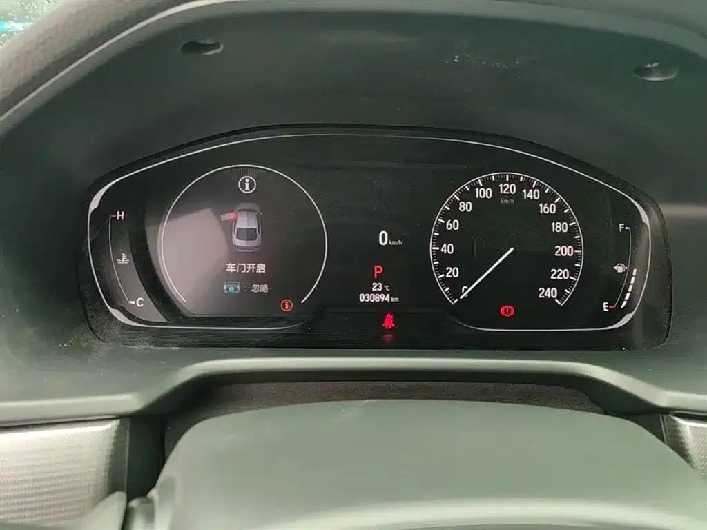 2022 Honda Accord 260TURBO Luxury Edition — миниатюра 12