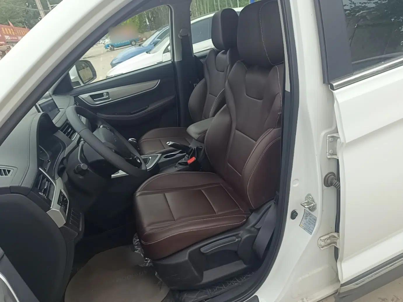 FORTHING T5 2023 Grand Edition 1.6L Manual Dream Version Five Seats — миниатюра 17
