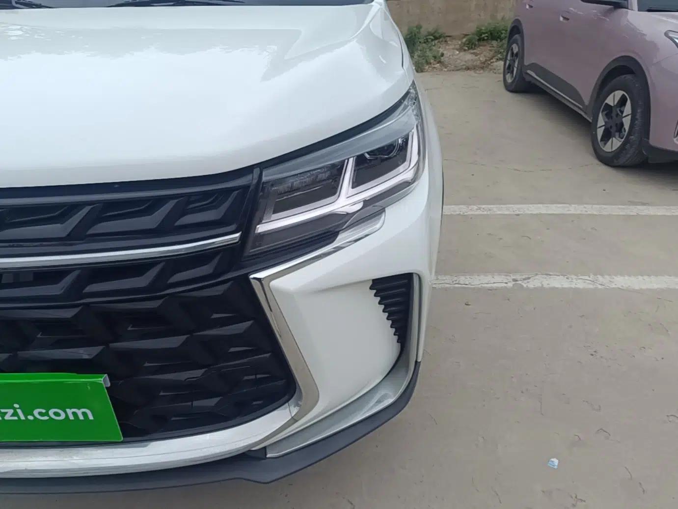FORTHING T5 2023 Grand Edition 1.6L Manual Dream Version Five Seats — миниатюра 5