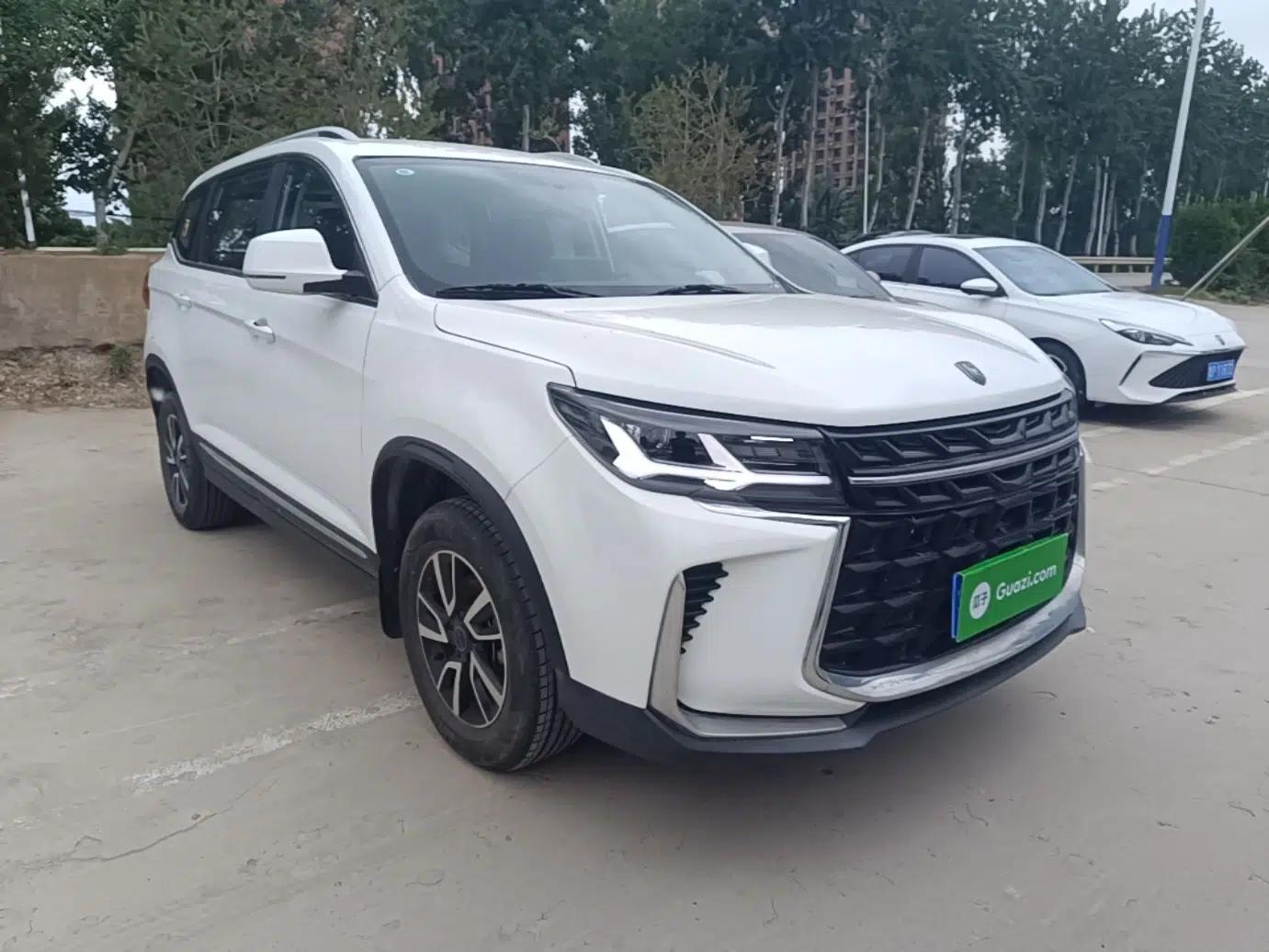 FORTHING T5 2023 Grand Edition 1.6L Manual Dream Version Five Seats — миниатюра 6