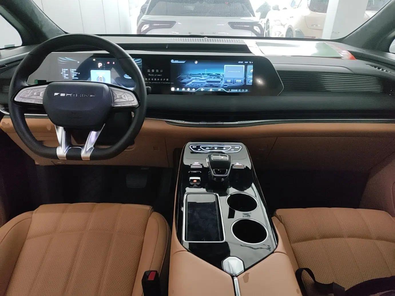 FORTHING Xinghai V9 2026 Model, More Enjoyment Series, 200km Luxury Edition — миниатюра 13