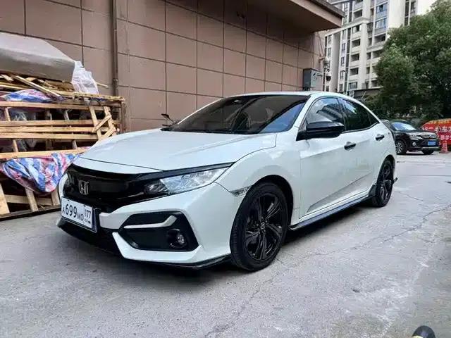 Civic 2021 HATCHBACK 220TURBO CVT Trendy and Cool