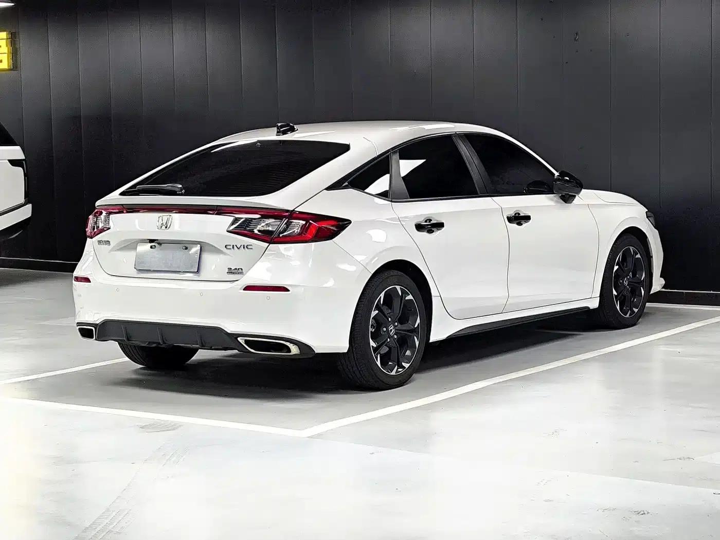 2023 Civic Hatchaback 240TURBO CVT Extreme Edition — миниатюра 7