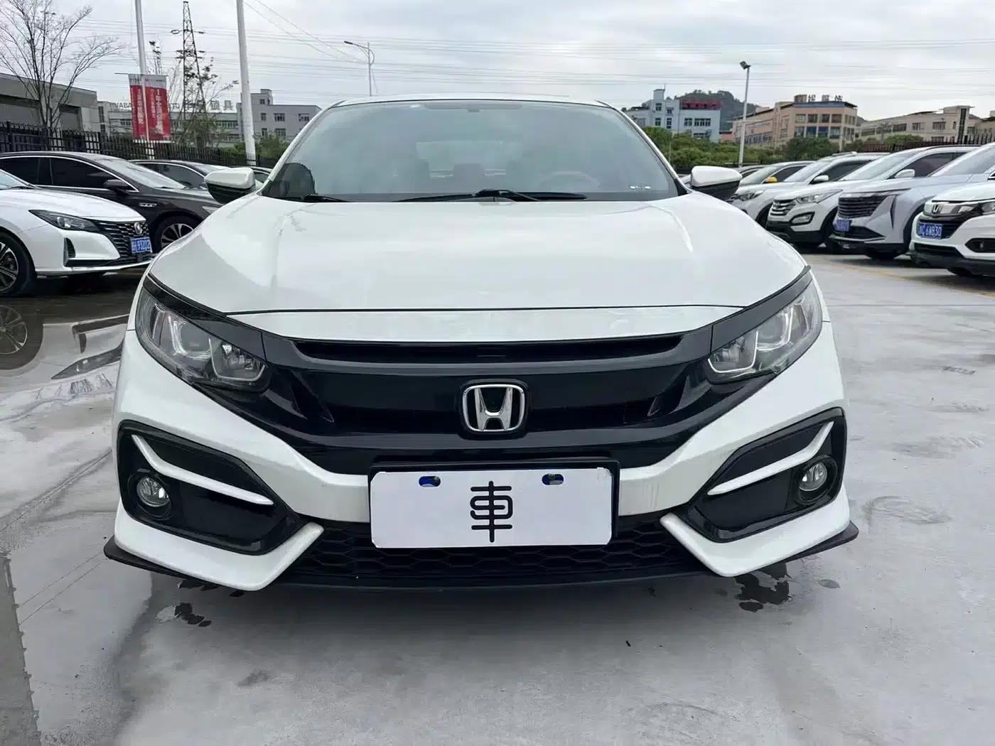 2021 Civic Hatchaback 220TURBO CVT New Elite — миниатюра 2