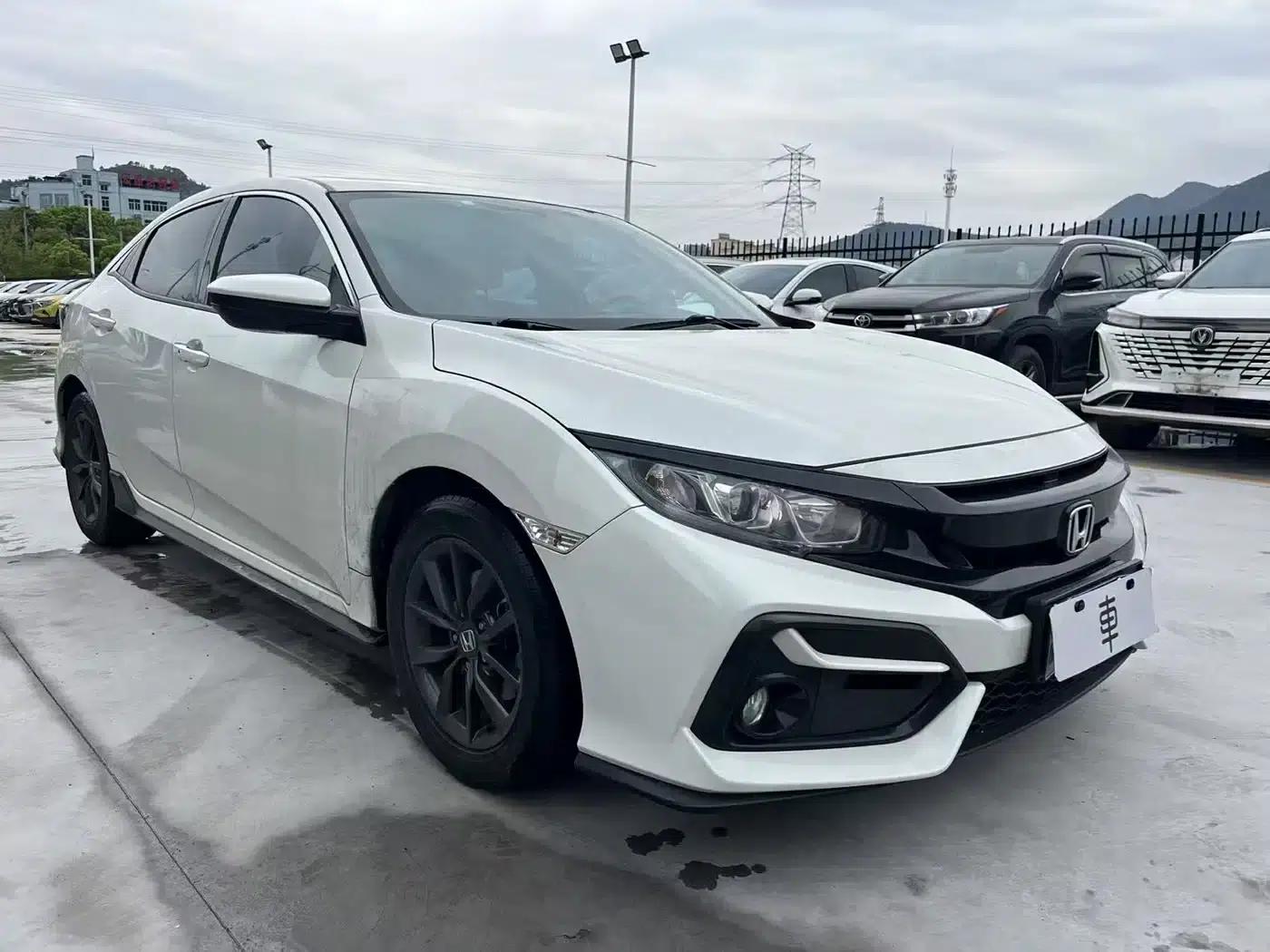 2021 Civic Hatchaback 220TURBO CVT New Elite — миниатюра 3