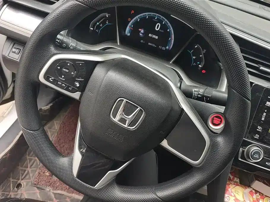 2016 Civic 220TURBO CVT Luxury Edition — миниатюра 15