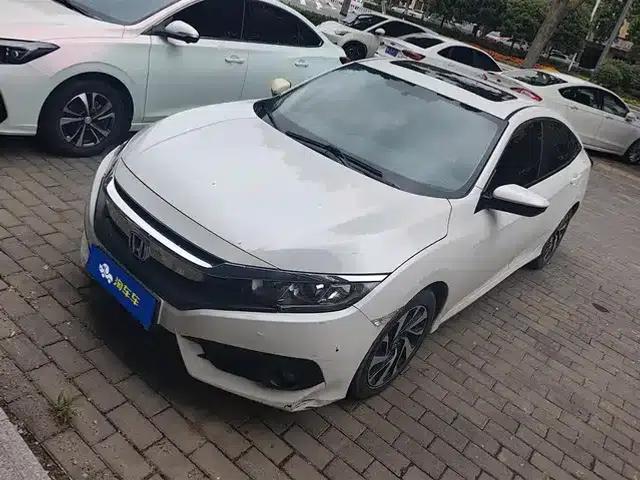2016 Civic 220TURBO CVT Luxury Edition