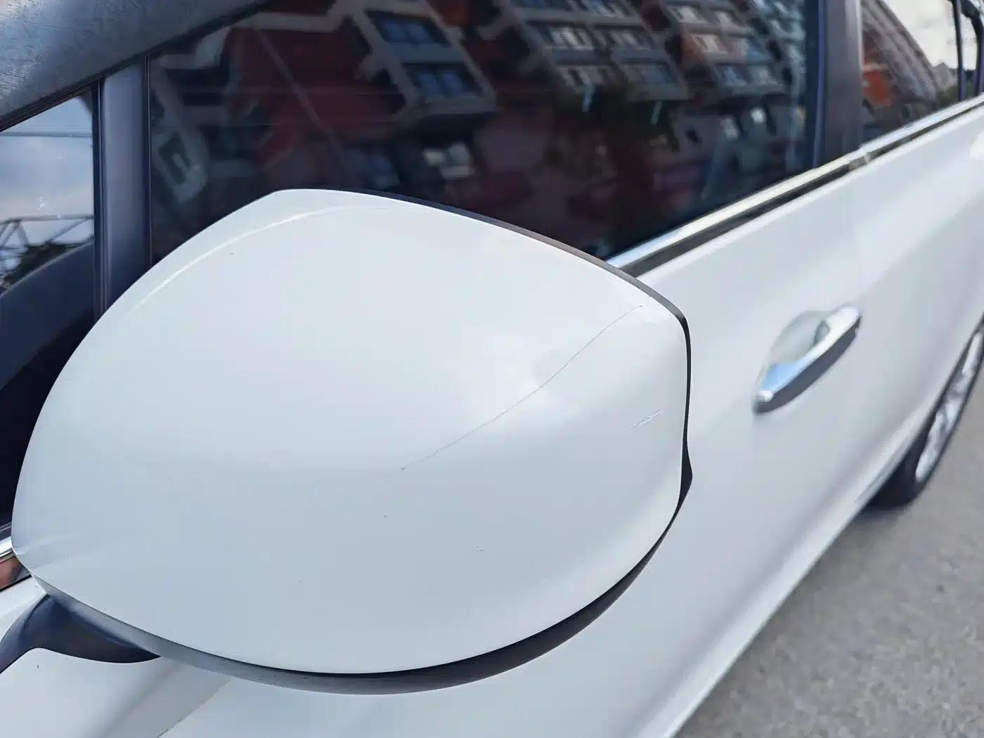 Civic 2013 10th Anniversary Edition 1.8L Automatic Comfort Version — миниатюра 14