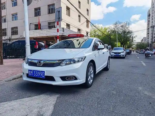Civic 2013 10th Anniversary Edition 1.8L Automatic Comfort Version