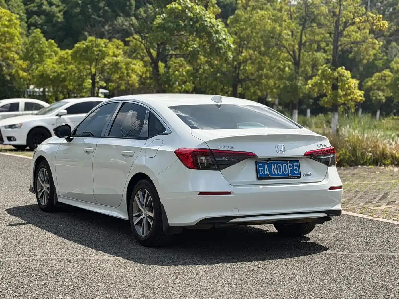 2022 Civic 240TURBO CVT Sporty Edition — миниатюра 6