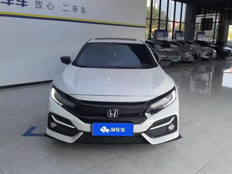 Civic 2021 HATCHBACK 220TURBO CVT Trendy and Cool — миниатюра 2