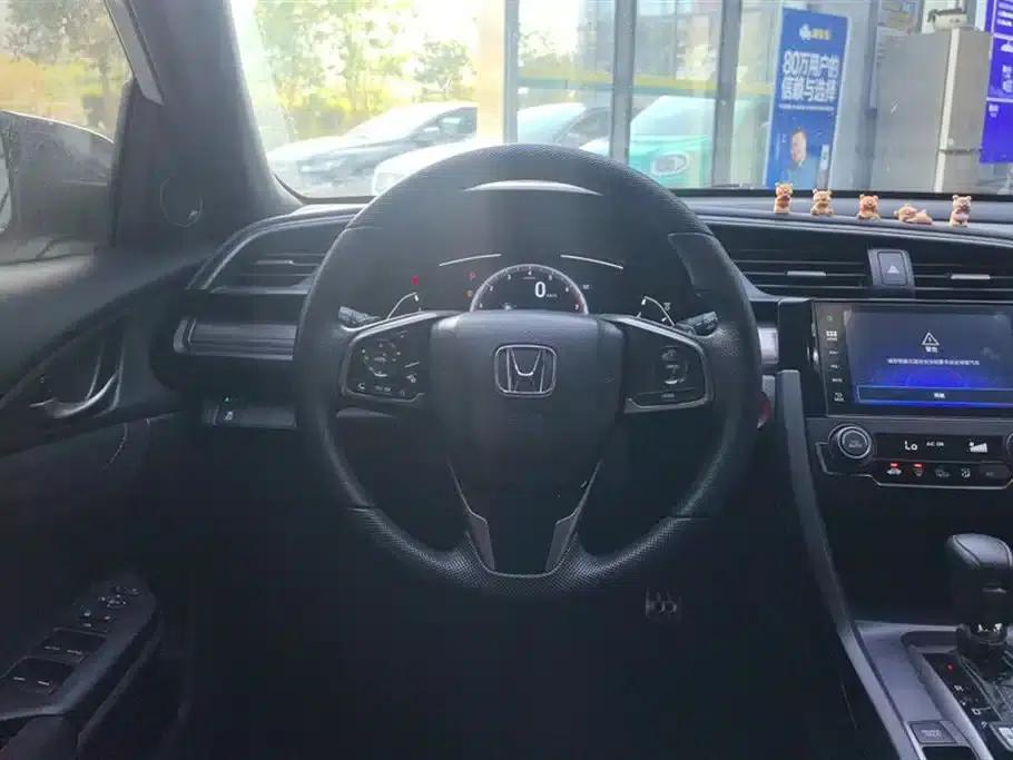 Civic 2021 HATCHBACK 220TURBO CVT Trendy and Cool — миниатюра 15