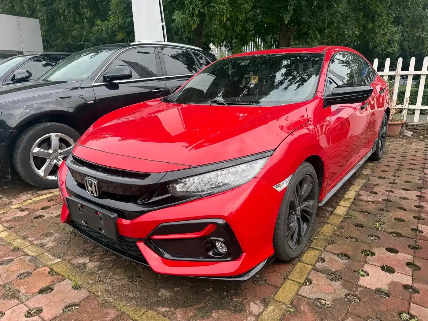 Civic 2021 HATCHBACK 220TURBO CVT Trendy and Cool — миниатюра 1