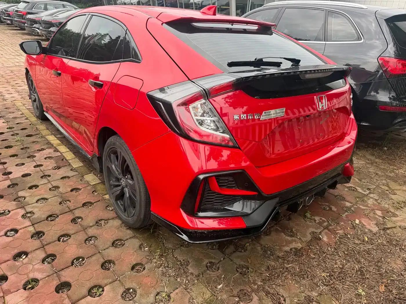 Civic 2021 HATCHBACK 220TURBO CVT Trendy and Cool — миниатюра 4