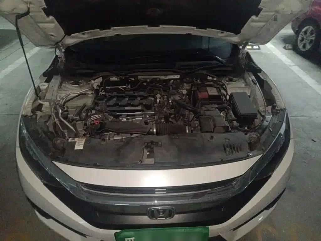 2016 Civic 220TURBO CVT Premium Edition — миниатюра 11