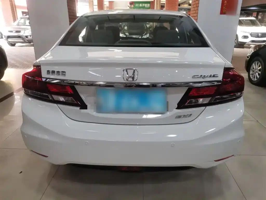 2014 Civic 1.8L Automatic Comfort Edition — миниатюра 4