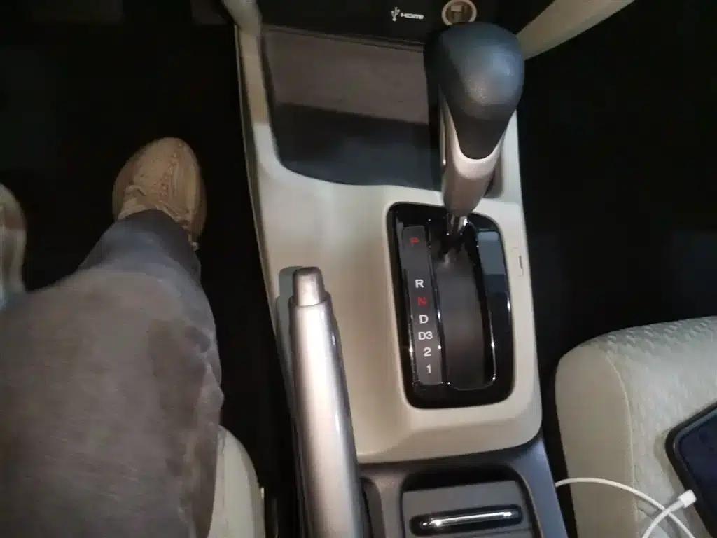 2014 Civic 1.8L Automatic Comfort Edition — миниатюра 10