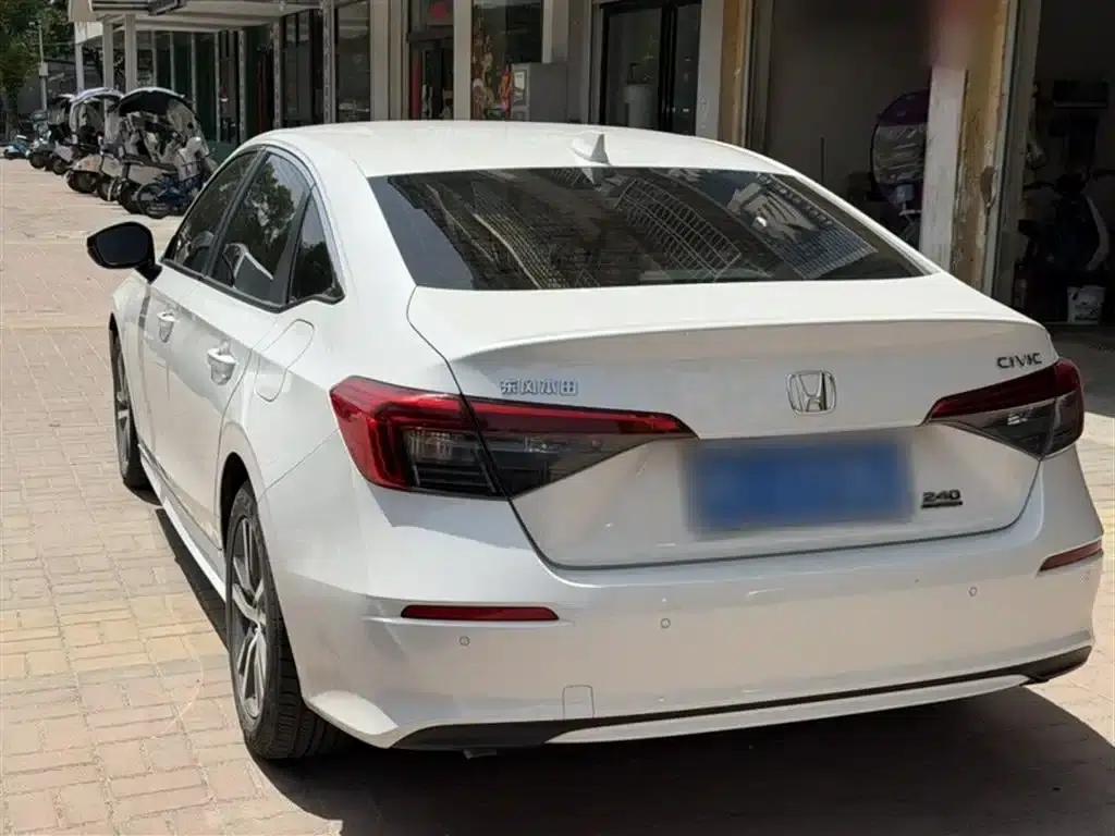 Civic 2023 240TURBO CVT Sporty Special Edition — миниатюра 5