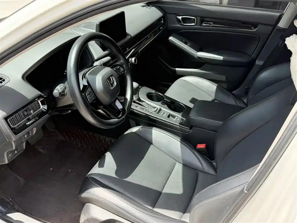 Civic 2023 240TURBO CVT Sporty Special Edition — миниатюра 9