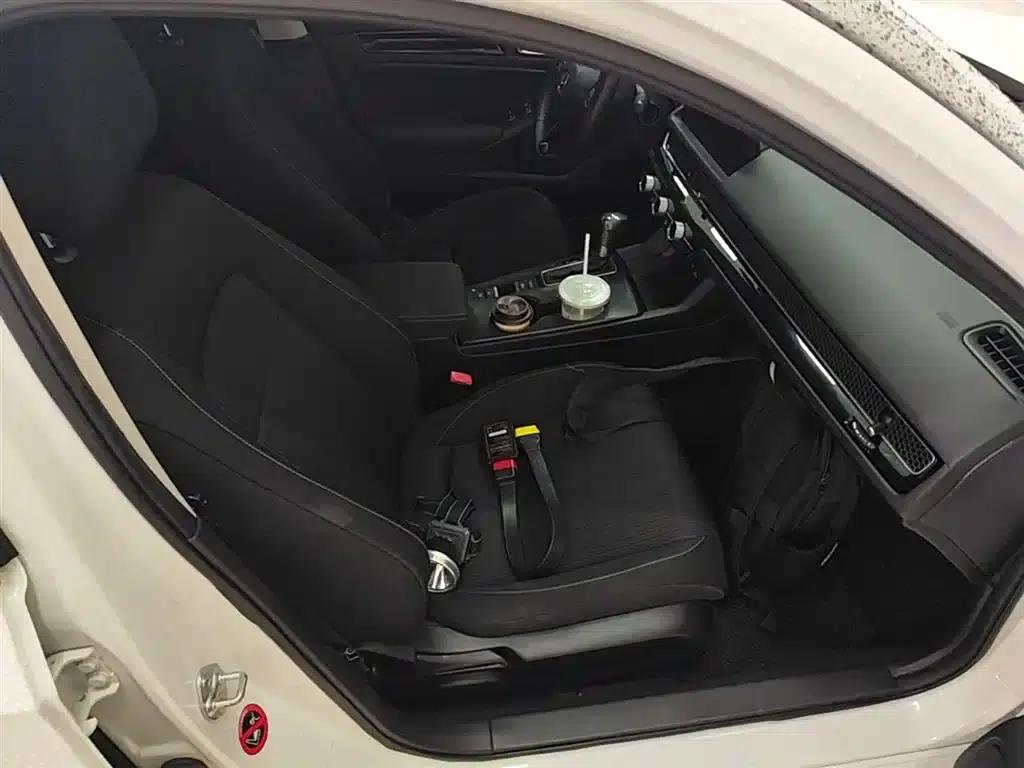 2022 Civic 240TURBO CVT Sport Edition — миниатюра 25
