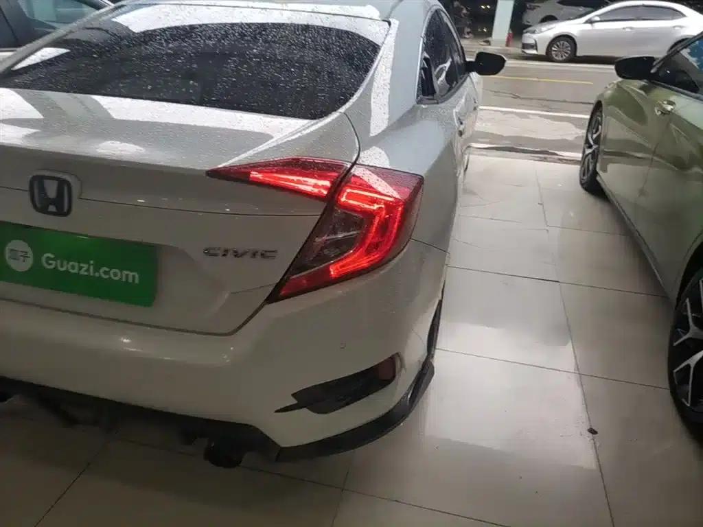 Civic 2019 220TURBO CVT Sporty Edition (National V Emission Standard) — миниатюра 8