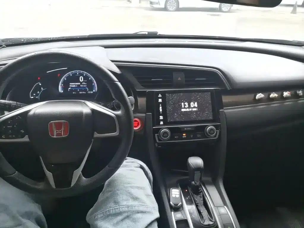 Civic 2019 220TURBO CVT Sporty Edition (National V Emission Standard) — миниатюра 10