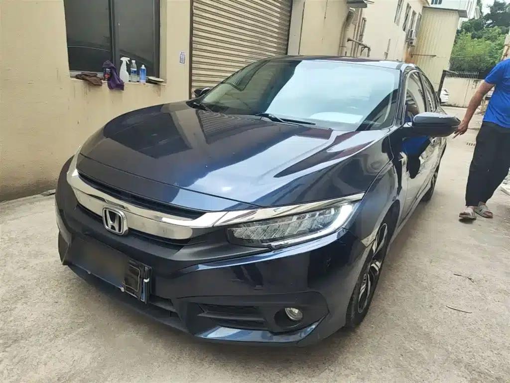 2016 Civic 220TURBO CVT Premium Edition — миниатюра 2