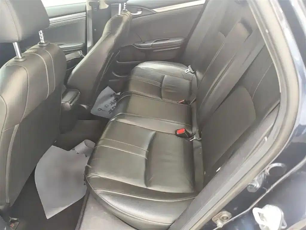 2016 Civic 220TURBO CVT Premium Edition — миниатюра 17