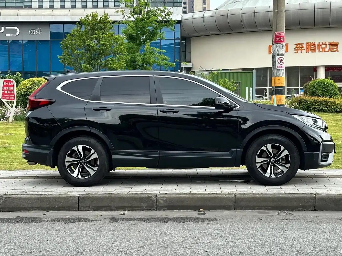 Honda CR-V 2021 240TURBO CVT 2WD Fashion Edition — миниатюра 12