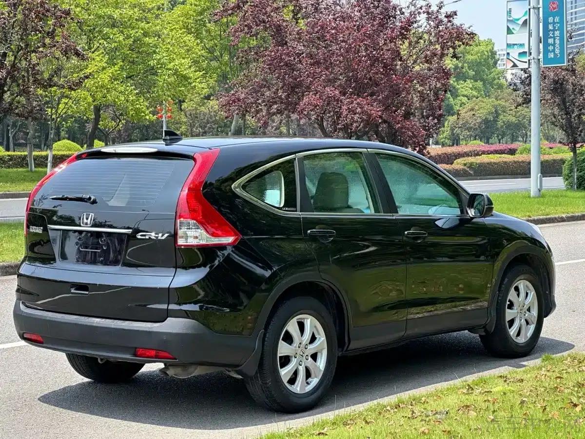 Honda CR-V 2013 2.0L 2WD Classic Edition — миниатюра 11