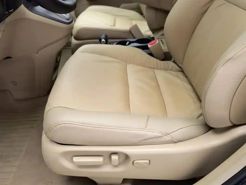 Honda CR-V 2010 2.4L Automatic 4WD Luxury Edition — миниатюра 20
