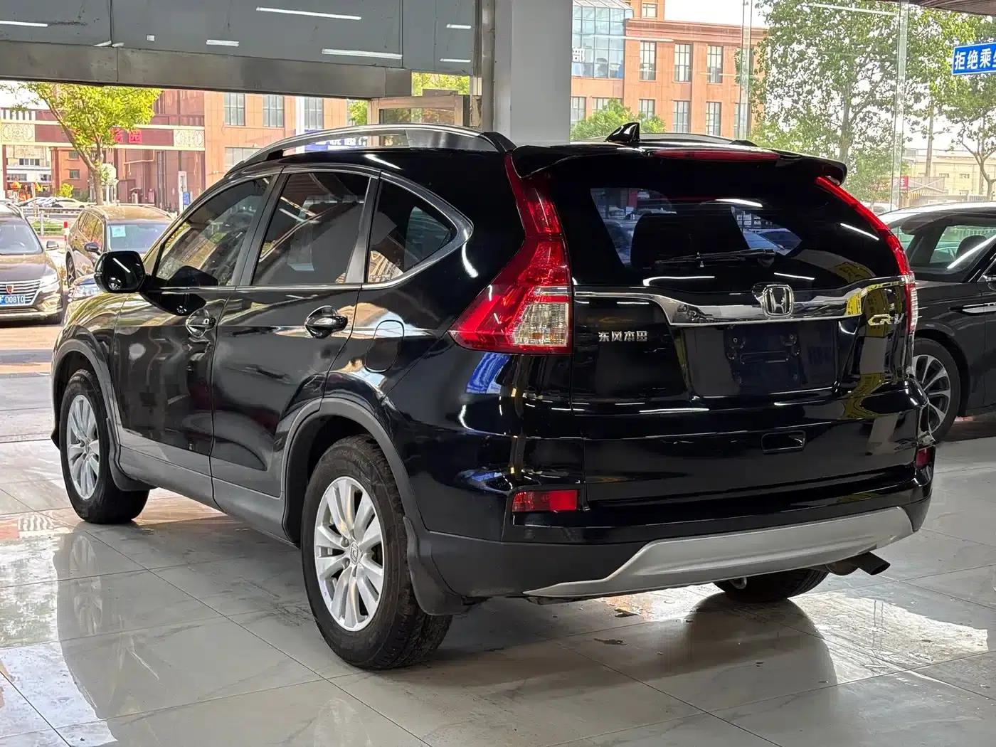 Honda CR-V 2016 2.0L 2WD Urban Edition — миниатюра 6
