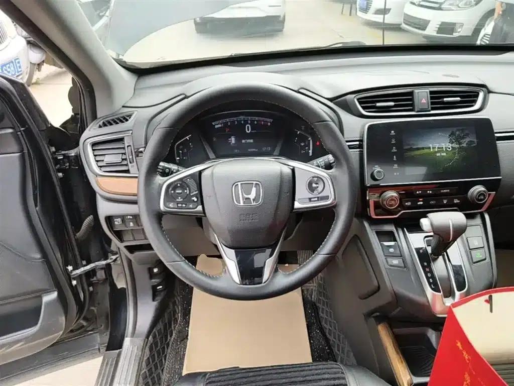 Honda CR-V 2017 240TURBO CVT 2WD Fashion Edition — миниатюра 11