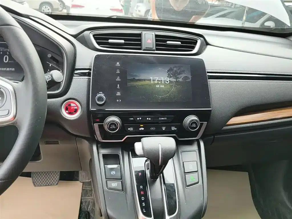 Honda CR-V 2017 240TURBO CVT 2WD Fashion Edition — миниатюра 13
