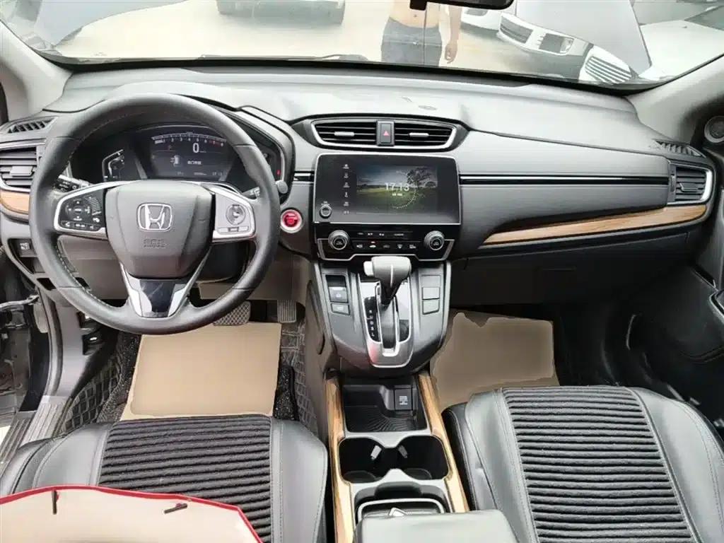 Honda CR-V 2017 240TURBO CVT 2WD Fashion Edition — миниатюра 10
