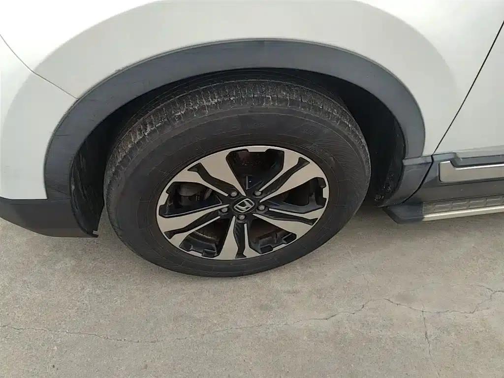 Honda CR-V 2017 240TURBO CVT 2WD Fashion Edition — миниатюра 23