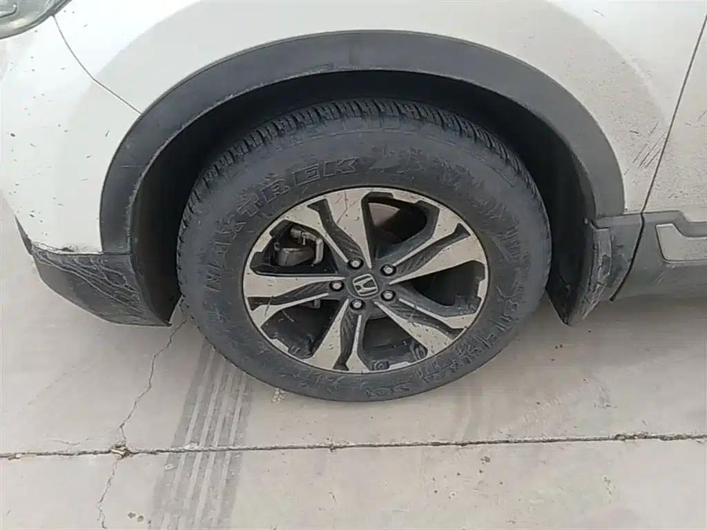 Honda CR-V 2017 240TURBO CVT 2WD Fashion Edition — миниатюра 23