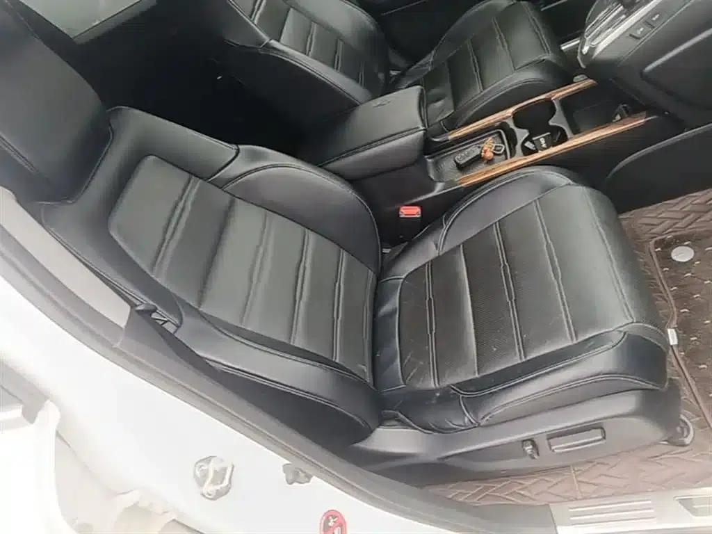 Honda CR-V 2017 240TURBO CVT 2WD Fashion Edition — миниатюра 25