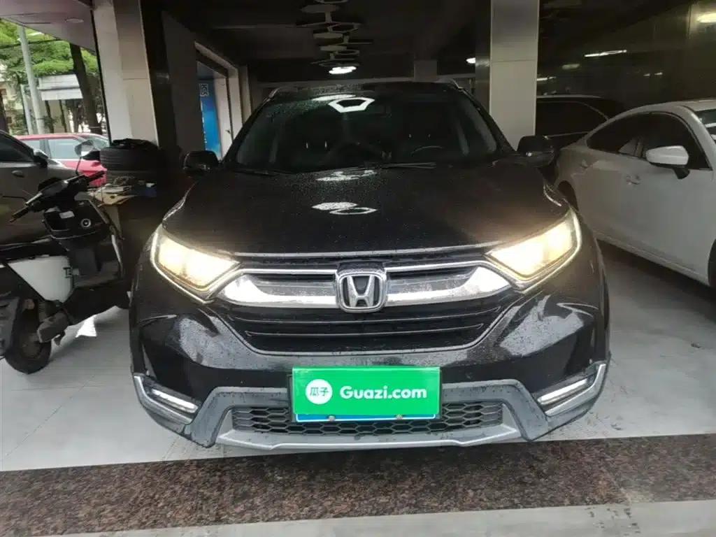 Honda CR-V 2017 240TURBO CVT 2WD Fashion Edition — миниатюра 3