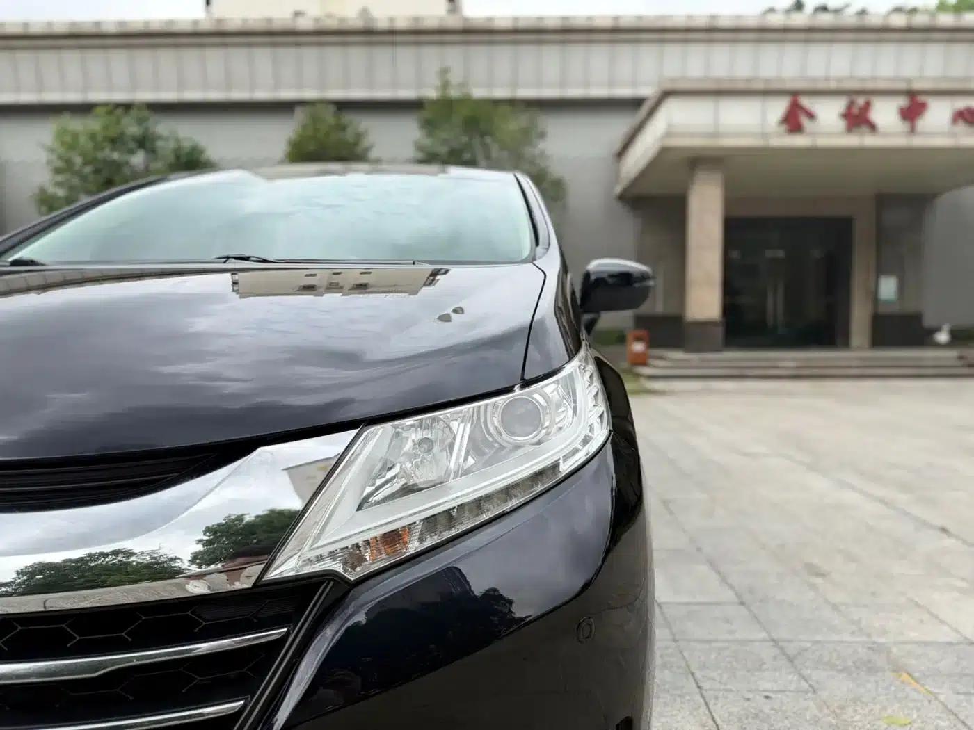 2015 Odyssey Facelift 2.4L Luxury Edition — миниатюра 17