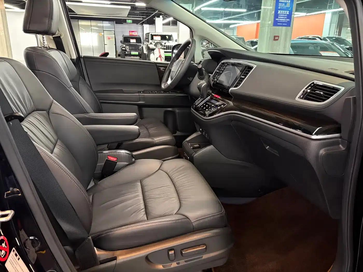 Odyssey 2021 2.0L Elite Premium Edition — миниатюра 14