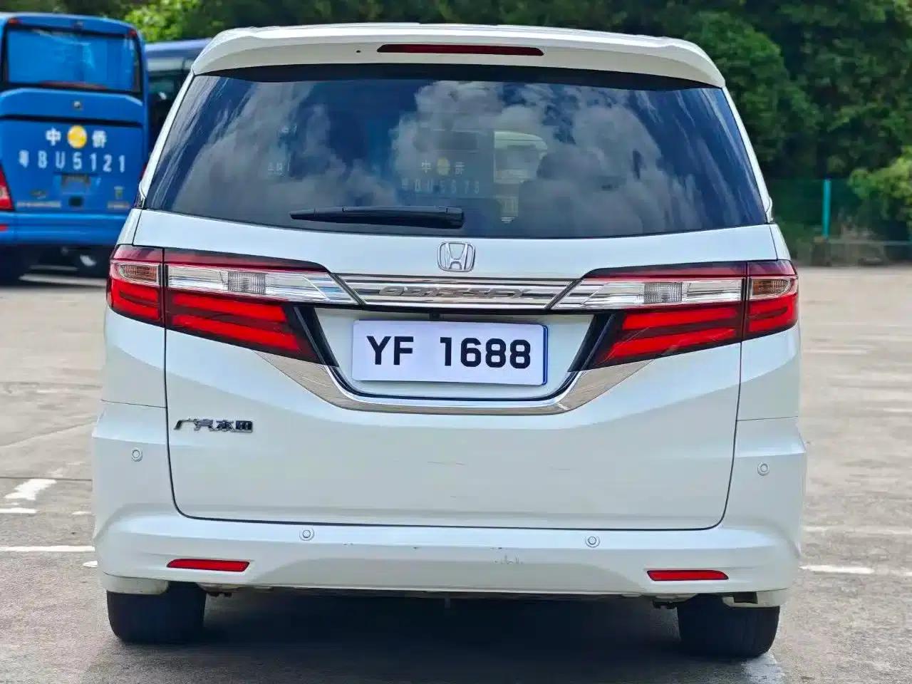 2015 Odyssey 2.4L Luxury Edition — миниатюра 14