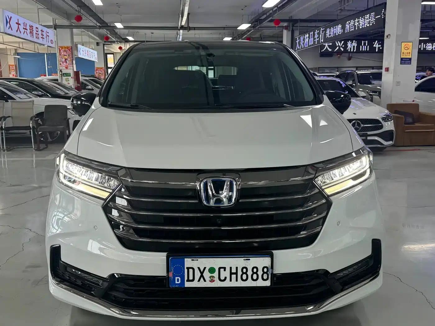 Odyssey 2024 2.0L e:HEV Elite Enjoy Edition — миниатюра 2