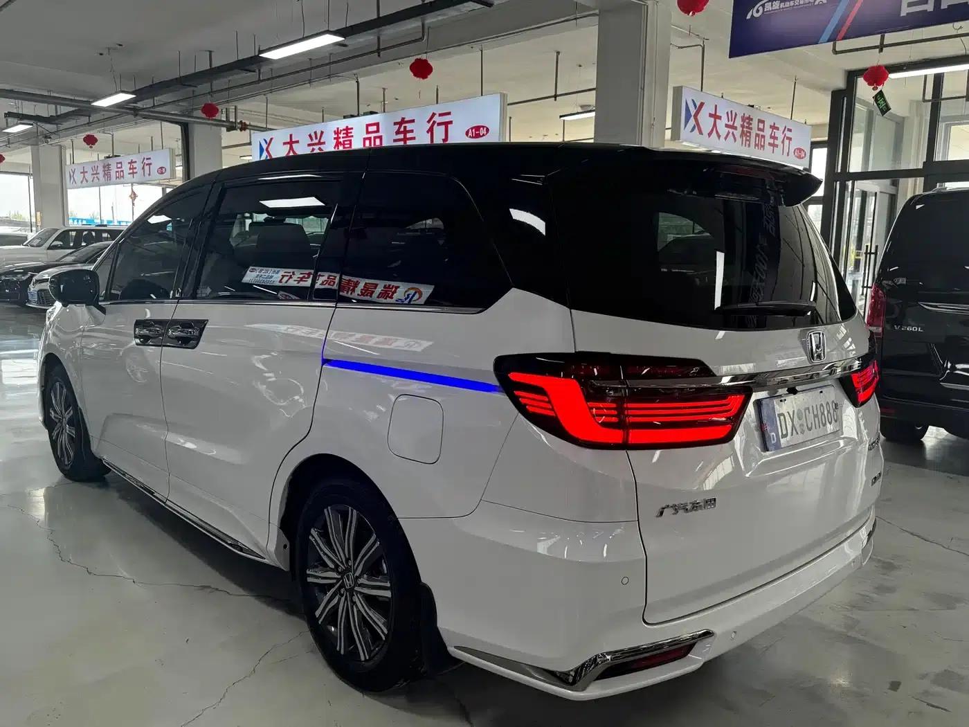 Odyssey 2024 2.0L e:HEV Elite Enjoy Edition — миниатюра 6