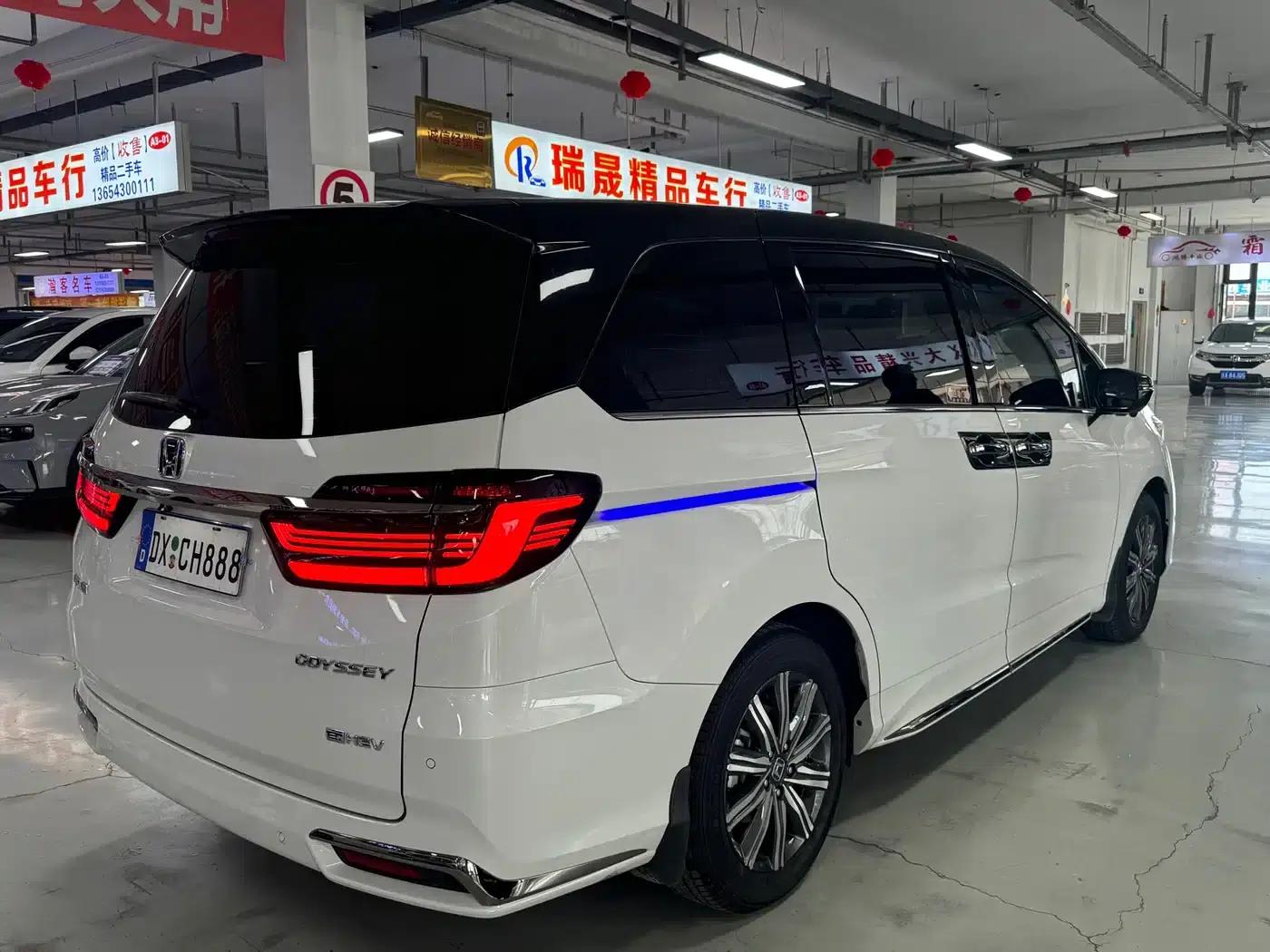Odyssey 2024 2.0L e:HEV Elite Enjoy Edition — миниатюра 7