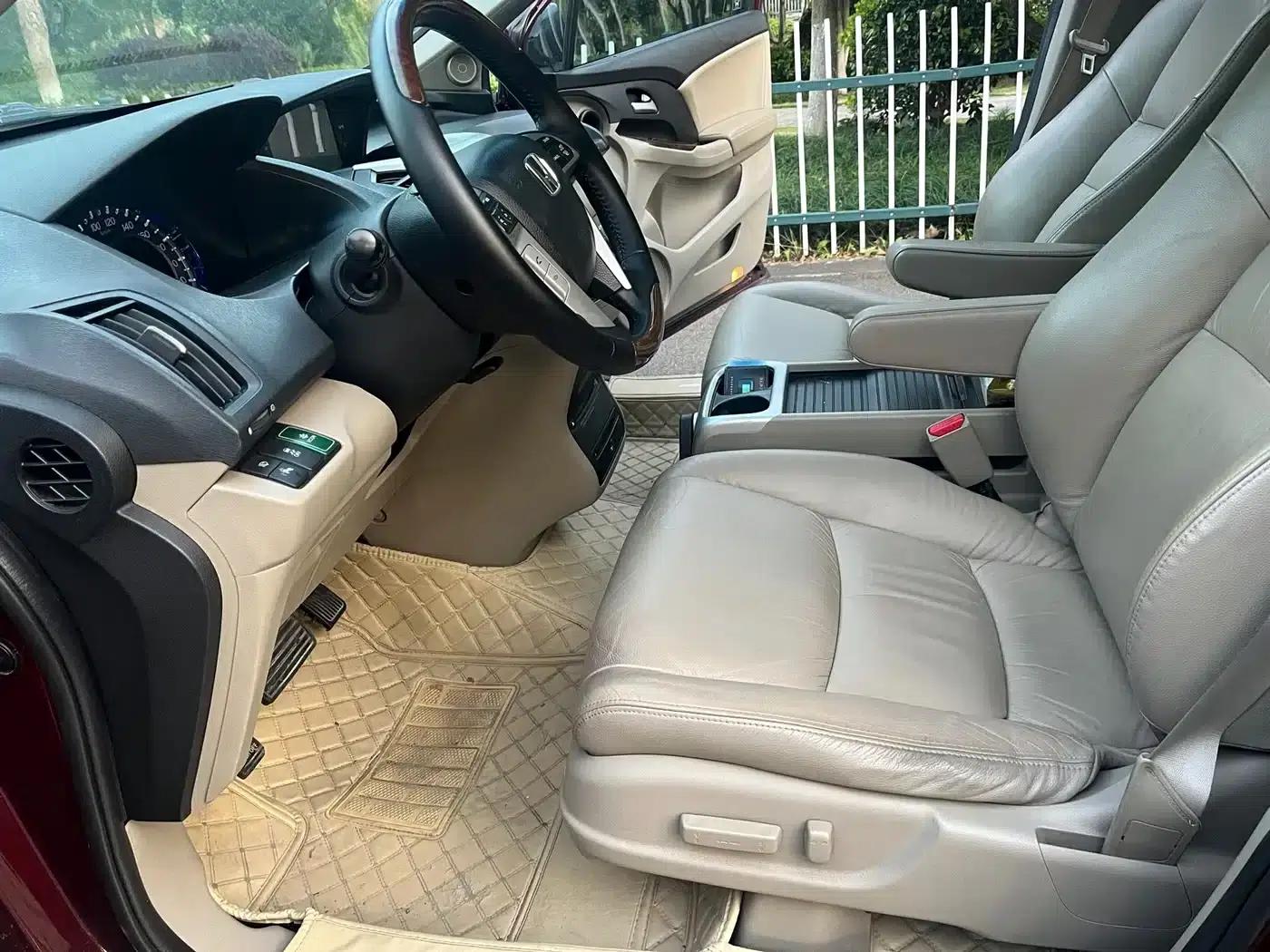 2013 Odyssey 2.4L Luxury Edition — миниатюра 5