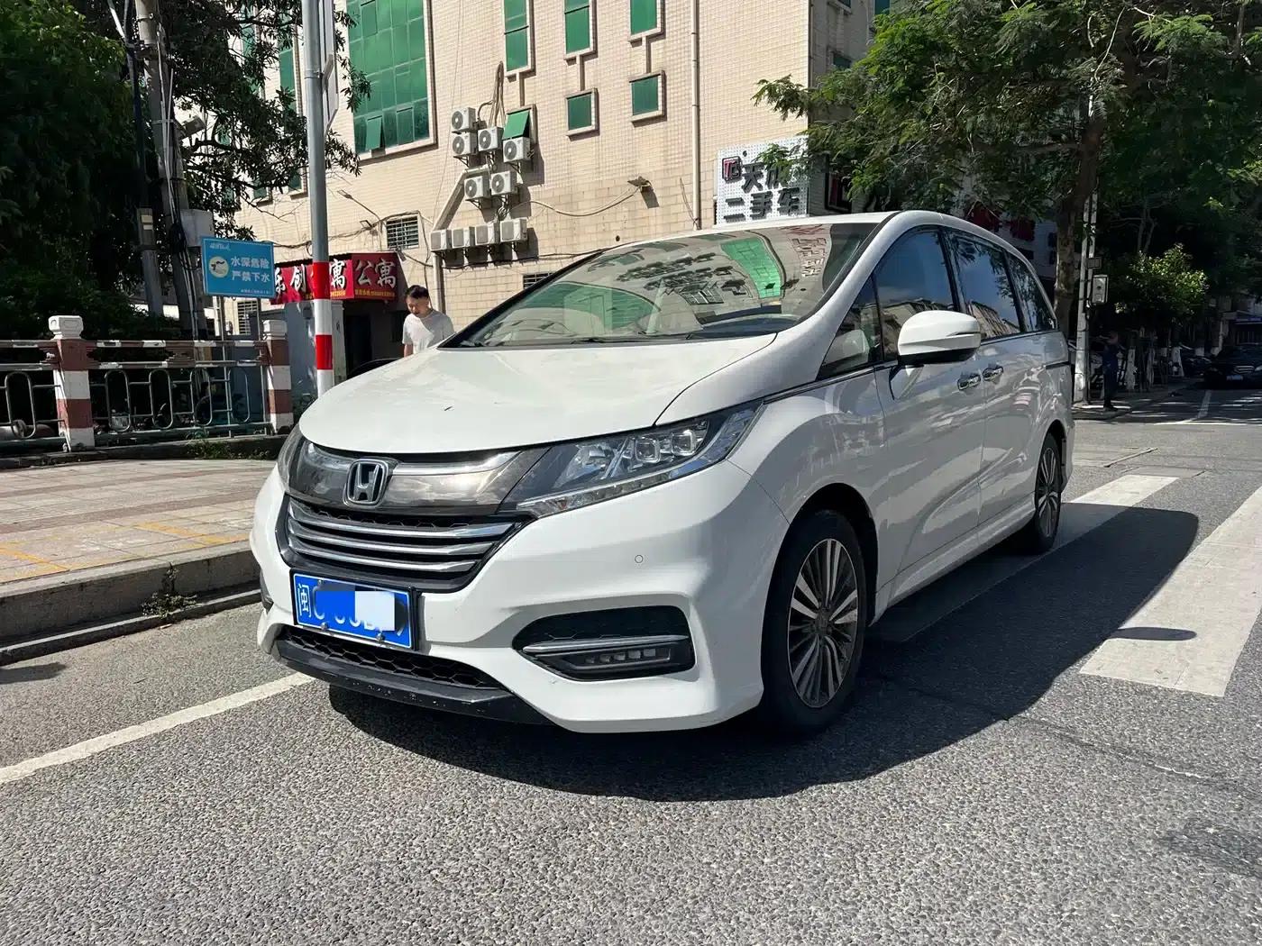 Odyssey 2018 2.4L Smart Edition — миниатюра 1